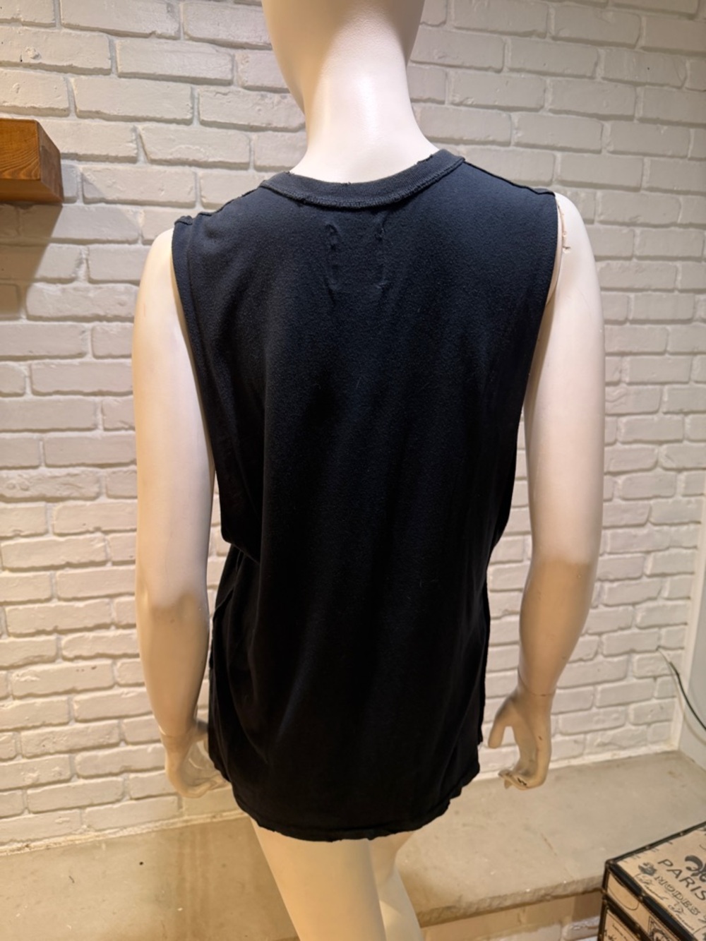 UNIF ITS BEEN REAL WEIRD BLACK OVERSIZED TANK TOP XS BRAND NEW WITHOUT TAGS - Picture 13 of 15
